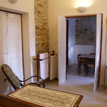 Yiayia's House Feriehus