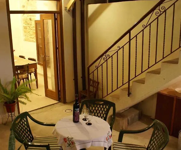 Yiayia's House * Limassol